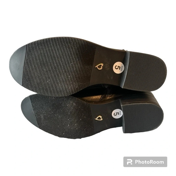 Thalia Sodi padded, buckle, accent, Gring rounded toe block, heel zip up… - Picture 4 of 4